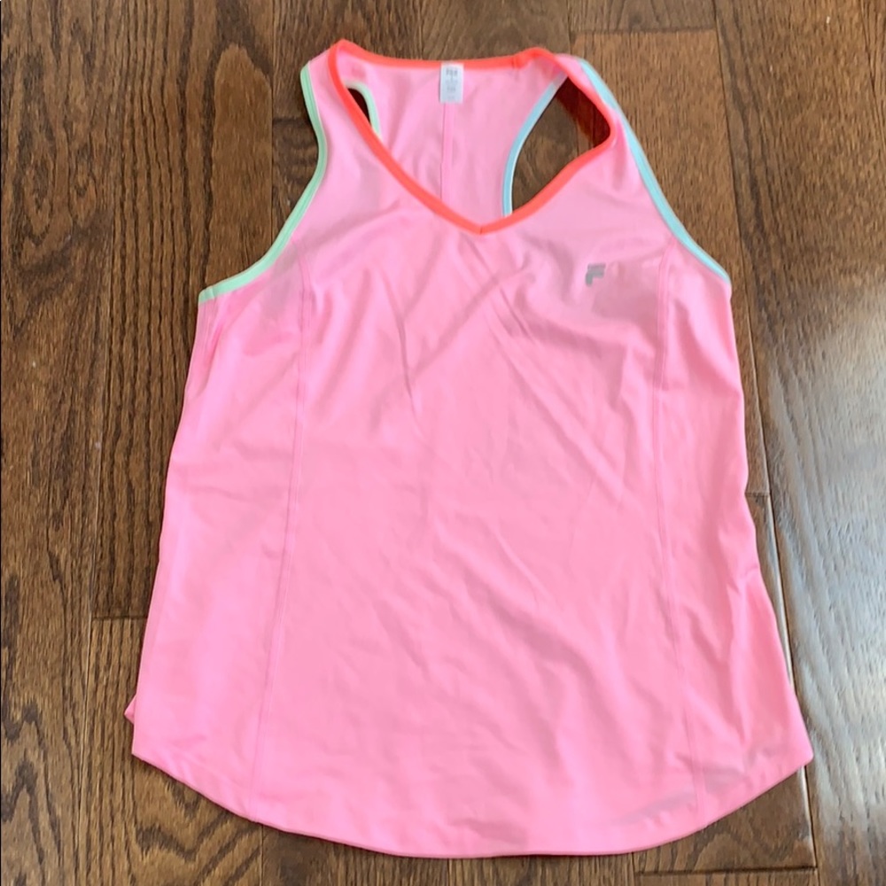 Women’s athletic top